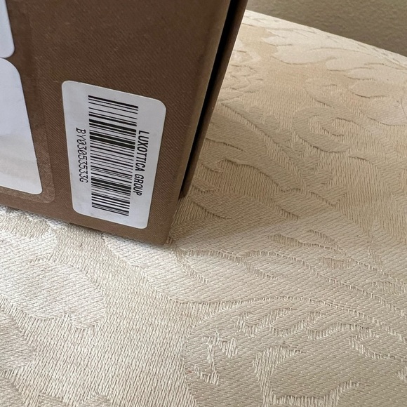 Burberry Authentic Sunglasses Full Inclusion NWT - Picture 7 of 8